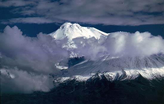 Mt Shasta's Northern Flanks