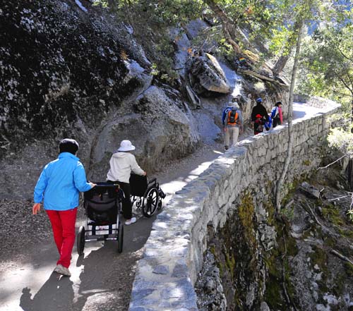 Lower Mist Trail